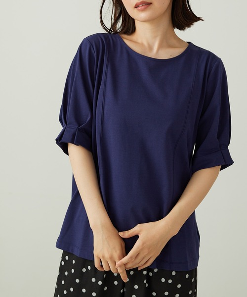 BELLUNA PLUS(ベルーナ)の「ヒンヤリ!袖タックデザインプルオーバー(Tシャツ/カットソー・レディース・グレイッシュベージュ/フューシャピンク/ロイヤルブルー・X-LARGE/LARGE/MEDIUM)」の13枚目の写真