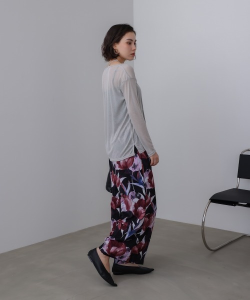 Bou Jeloud(ブージュルード)の「スラブシアーデザインプルオーバー(Tシャツ/カットソー・レディース・ブラウン/ブラック/ブルー/ライトグレー・38)」の8枚目の写真