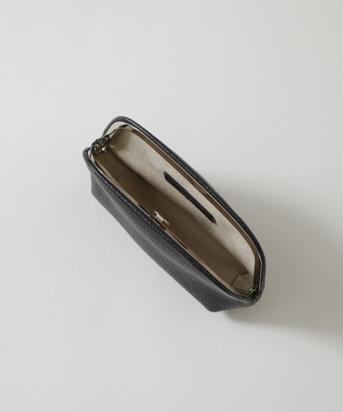 NANO universe（ナノユニバース）の「LUMEN/PAVE FRAME POUCH（ポーチ・レディース・ブラック・FREE）」の2枚目の写真
