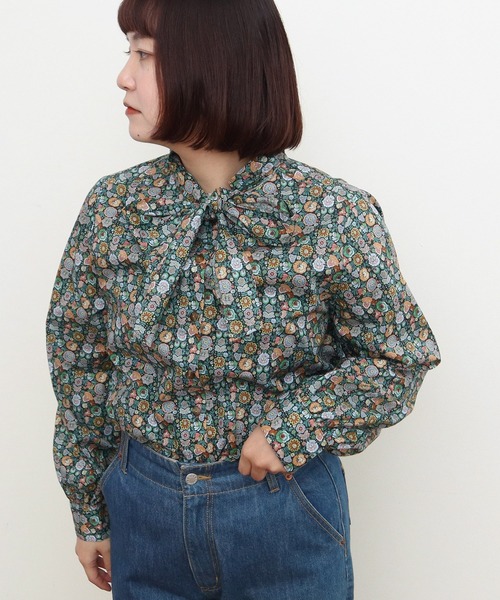 Dot&Stripes CHILD WOMAN(ドットアンドストライプス チャイルドウーマン)の「リバティ/LIBERTY ベゴニアボウタイブラウス(シャツ/ブラウス・レディース・ピンク/グリーン・FREE)」の1枚目の写真