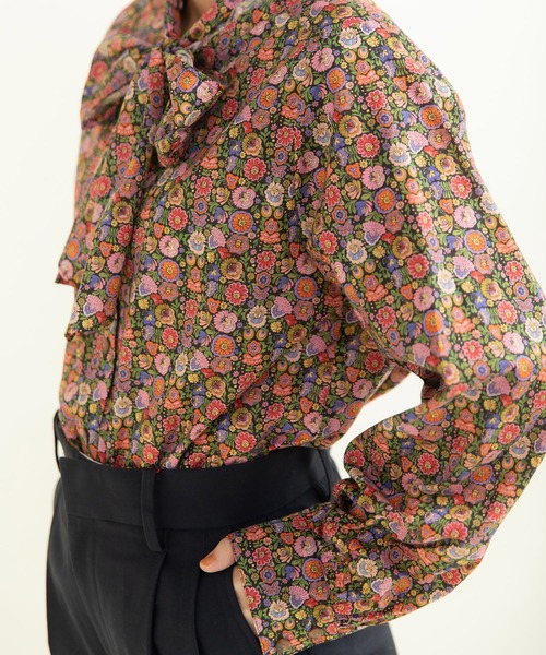 Dot&Stripes CHILD WOMAN(ドットアンドストライプス チャイルドウーマン)の「リバティ/LIBERTY ベゴニアボウタイブラウス(シャツ/ブラウス・レディース・ピンク/グリーン・FREE)」の9枚目の写真