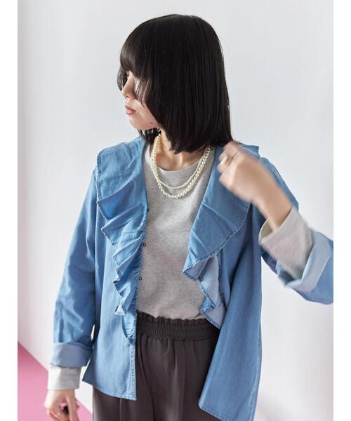 Samansa Mos2 blue（サマンサモスモスブルー）の「【ECO DENIM 】フリルブラウス（シャツ/ブラウス・レディース・ブルー/チャコールグレー/ネイビー・F）」の15枚目の写真