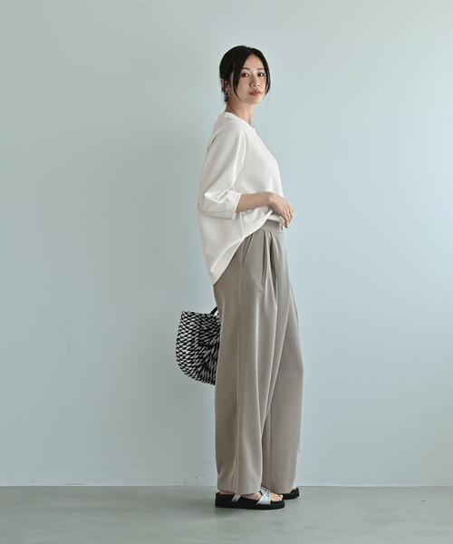 STYLE DELI(スタイルデリ)の「【Kana Oyama×BLK001】バックシャツ生地トップス/DELI size(Tシャツ/カットソー・レディース・ホワイト/ブラック・FREE)」の5枚目の写真