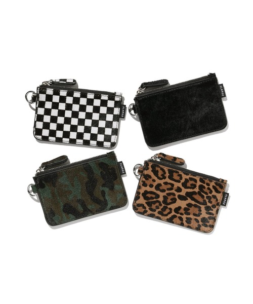 XLARGE（エクストララージ）の「COW FUR COATED COIN AND CARD CASE（コインケース・メンズ・ブラック/マルチ/ベージュ/カモフラージュ・ONE SIZE）」の5枚目の写真