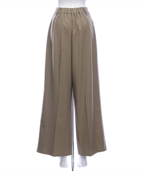 CLEAR BASIC（クリアベーシック）の「【低身長用サイズ有】タックデザインワイドパンツ[オフィスカジュアル 着回し抜群 大人]≪AW新作≫（その他パンツ・レディース・ベージュ系その他/ブラック/グレー・PF/F）」の12枚目の写真