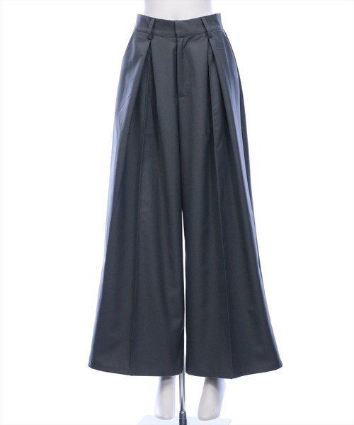 CLEAR BASIC（クリアベーシック）の「【低身長用サイズ有】タックデザインワイドパンツ[オフィスカジュアル 着回し抜群 大人]≪AW新作≫（その他パンツ・レディース・ベージュ系その他/ブラック/グレー・PF/F）」の21枚目の写真