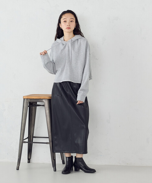 COMME CA ISM（コムサイズム）の「ショート丈　パーカー（パーカー・レディース・ネイビー/グレー・SMALL/MEDIUM/LARGE/X-LARGE）」の5枚目の写真