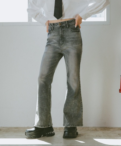 repipi armario（レピピ アルマリオ）の「【裏起毛】デニムフレアパンツ（デニムパンツ・キッズ・ブラック系その他/ブルー系/ブラック・LARGE/MEDIUM/SMALL）」の2枚目の写真