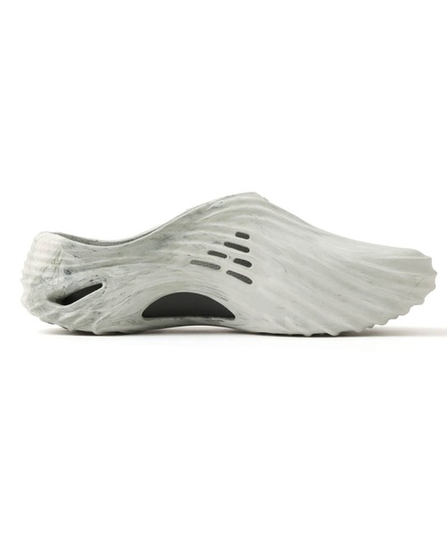 crocs（クロックス）の「crocs Echo Watercolor Marbled Wave / クロックス エコー ウォーターカラー マーブル ウェーブ（サンダル・メンズ・カーキ・28.0cm/27.0cm/26.0cm/25.0cm）」の5枚目の写真