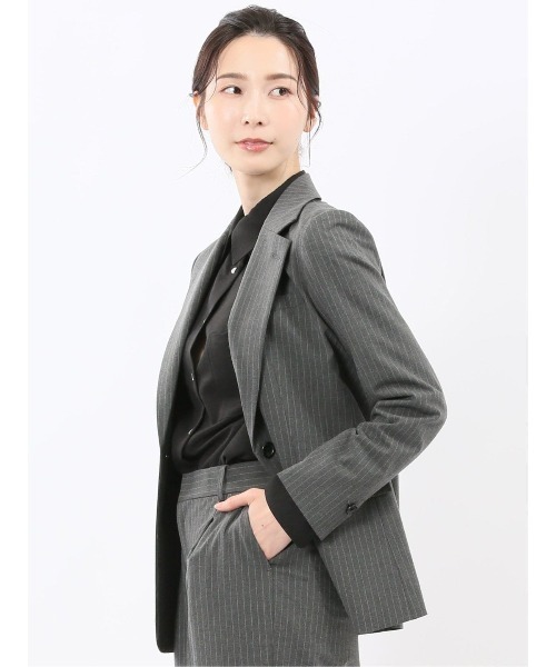 m.f.editorial(エムエフエディトリアル)の「【ストレッチ ウォッシャブル】m.f.エディトリアル レディース ピンスト リラクシング 1ボタン ジャケット グレー (セットアップ可能)(スーツジャケット・レディース・グレー系その他2・S/MEDIUM/LARGE)」の5枚目の写真