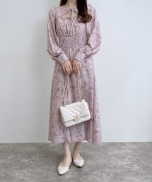 【WEB限定】デコルテオープン花柄ワンピース