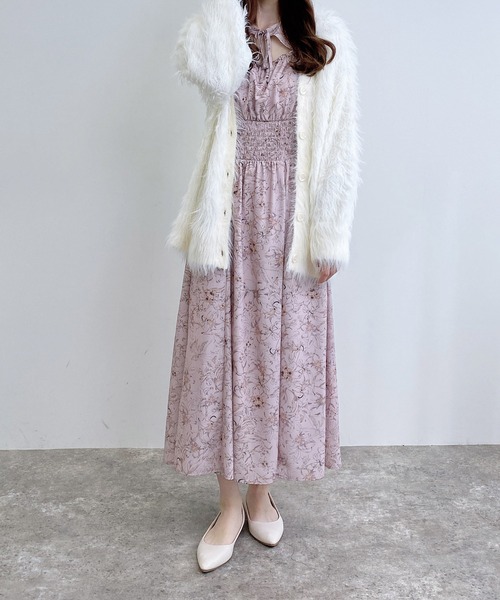 INGNI（イング）の「【WEB限定】デコルテオープン花柄ワンピース（ワンピース・レディース・ピンク/グレー/アイボリー・M）」の11枚目の写真