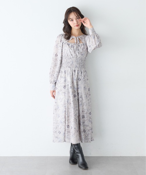 INGNI（イング）の「【WEB限定】デコルテオープン花柄ワンピース（ワンピース・レディース・ピンク/グレー/アイボリー・M）」の21枚目の写真