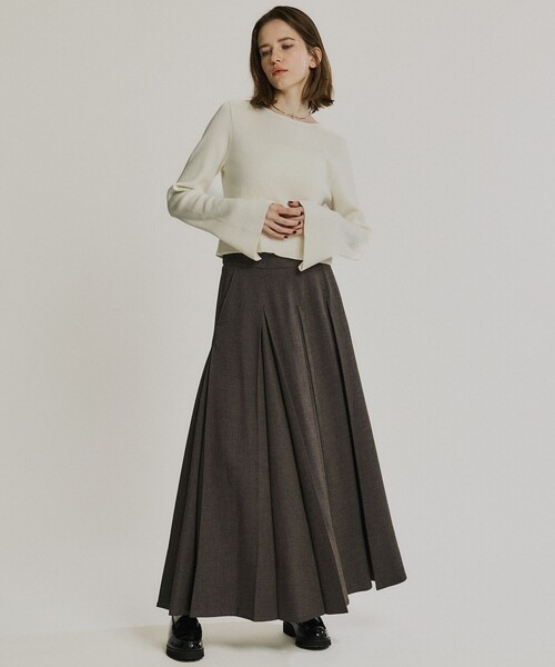 PUBLIC TOKYO(パブリックトウキョウ)の「コットンカシミヤスリットスリーブニット(ニット/セーター・レディース・ダークグレー/ホワイト/ブルー・FREE)」の6枚目の写真