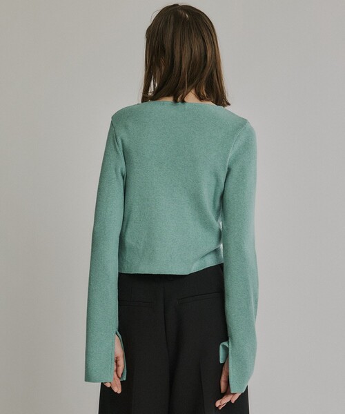 PUBLIC TOKYO(パブリックトウキョウ)の「コットンカシミヤスリットスリーブニット(ニット/セーター・レディース・ダークグレー/ホワイト/ブルー・FREE)」の15枚目の写真