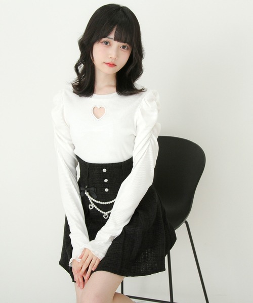 DearMyLove（ディアマイラブ）の「ストーンハートくり抜きリブカットトップス（Tシャツ/カットソー・レディース・ブラック/ホワイト・3L/LL/LARGE/MEDIUM）」の6枚目の写真