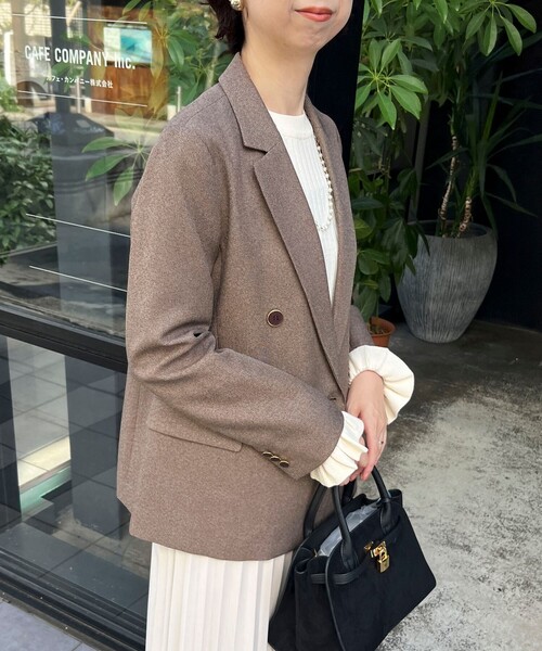 MICO COULIER（ミコクリエ）の「ツィードシャークテーラードダブルジャケット（テーラードジャケット・レディース・チャコールグレー/ブラウン・36/38）」の11枚目の写真