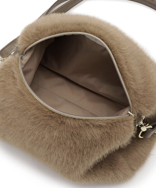 grove（グローブ）の「エコファーダブルショルダー（ショルダーバッグ・レディース・アイボリー/ナチュラル/キャメル/ダークグレー・00）」の8枚目の写真