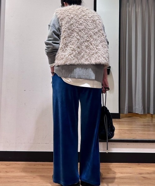 Right-on(ライトオン)の「【HONEYSUCKLE ROSE】フェイクファー ベスト (エコファー / 体型カバー)(ベスト・レディース・ブラウン/ライトベージュ・L/M)」の19枚目の写真