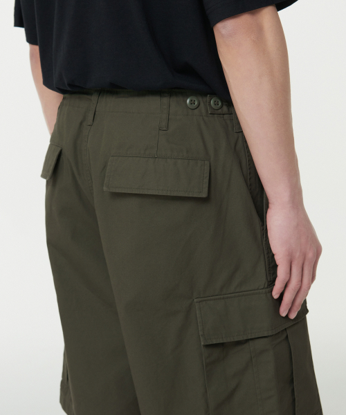 MUSINSA STANDARD（ムシンサスタンダード）の「コットンワイドカーゴショーツ[カーキ]（その他パンツ・メンズ・その他・27/28/29/30/31/32/33/34/36）」の7枚目の写真