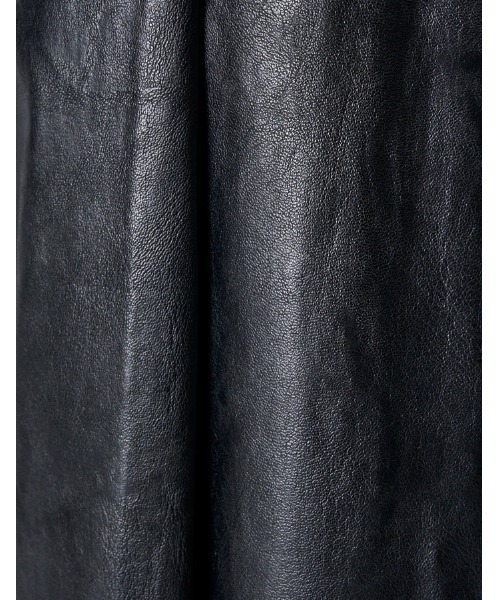 RUMCHE(ラムシェ)の「Fake Leather Belt Trousers / フェイクレザーベルトパンツ(その他パンツ・レディース・ブラック・SMALL/MEDIUM)」の2枚目の写真