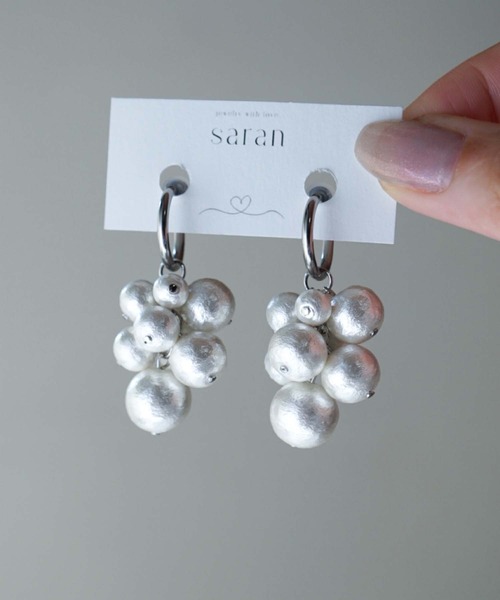 CERCA(チェルカ)の「saran jewelry/ビック コットンパール フープイヤリング(イヤリング・レディース・ゴールド/シルバー・FREE)」の2枚目の写真