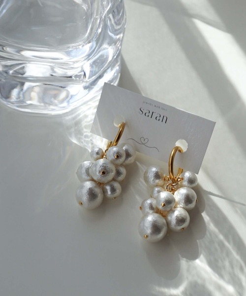 CERCA(チェルカ)の「saran jewelry/ビック コットンパール フープイヤリング(イヤリング・レディース・ゴールド/シルバー・FREE)」の12枚目の写真