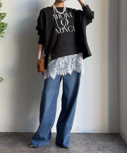DouDou(ドゥドゥ)の「【WEB限定】サイドスリットロゴスウェット(Tシャツ/カットソー・レディース・ライトベージュ/グレー/チャコールグレー・FREE)」の9枚目の写真