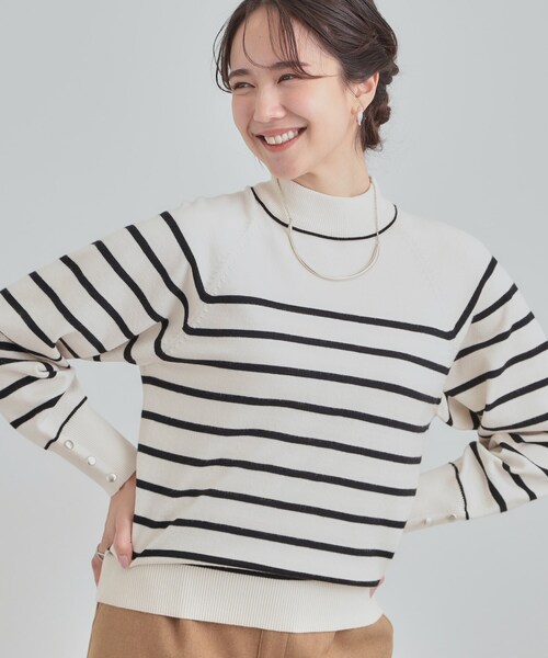 SHOO・LA・RUE(シューラルー)の「【洗濯機可/吸湿発熱】チクチクしにくいもちもちハイネックニット(ニット/セーター・レディース・ホワイト系5/ネイビー/イエロー系その他/ピンク系/グリーン系/グレー・01/02/03/04)」の2枚目の写真