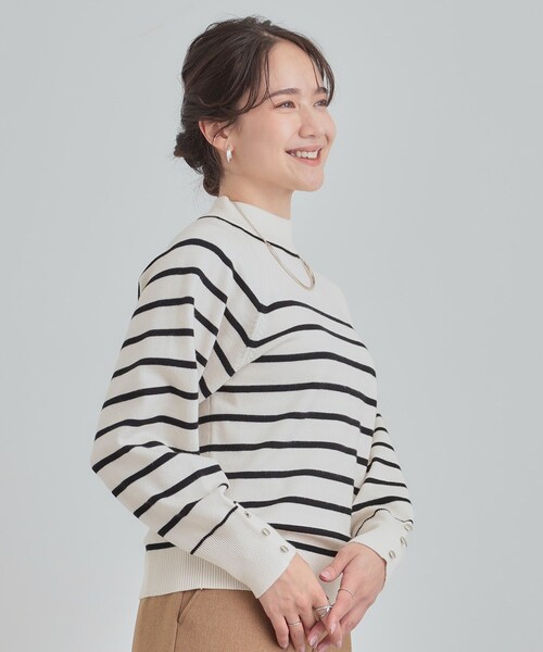 SHOO・LA・RUE(シューラルー)の「【洗濯機可/吸湿発熱】チクチクしにくいもちもちハイネックニット(ニット/セーター・レディース・ホワイト系5/ネイビー/イエロー系その他/ピンク系/グリーン系/グレー・01/02/03/04)」の21枚目の写真