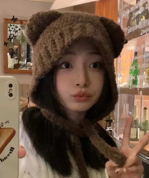 VIBGYOR（ヴィブジョー）の「【EIZZ/アイズ】耳デザイン 紐付き ニットキャップ（ニットキャップ/ビーニー・レディース・ブラック/ブラウン/ホワイト/チャコール・FREE）」の9枚目の写真