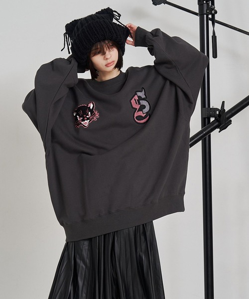 SeeSew(シーソー)の「【UNISEX】NEKOMATA CRUE SWEAT/ネコマタクルースウェット(スウェット・メンズ・ブラック/チャコールグレー/ライトグレー・M/L)」の8枚目の写真