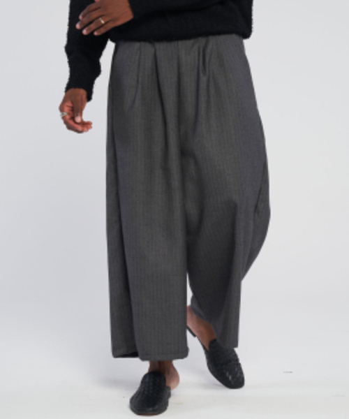 TENER(テネル)の「TR ST Wide Skirt Pants_Darkgray(その他パンツ・メンズ・その他・F)」の1枚目の写真