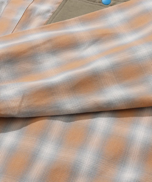 KRIFF MAYER(クリフメイヤー)の「袖リブハッピーシャツ(シャツ/ブラウス・メンズ・オフホワイト/サックスブルー/カラフル/グリーン/その他5/オレンジ・MEDIUM/X-LARGE/LARGE)」の15枚目の写真