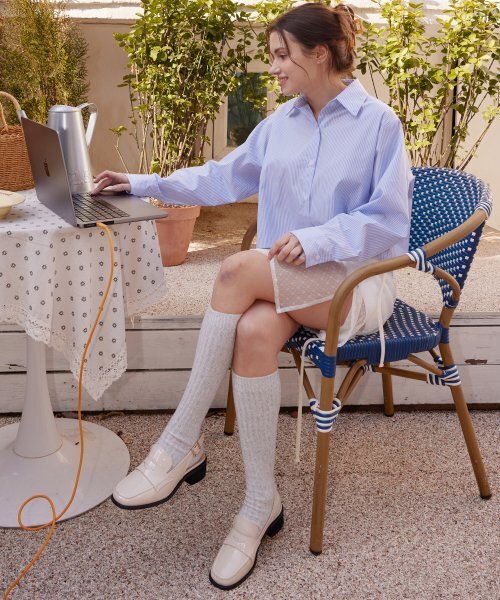 CESTI(セスティ)の「ブリン アナメル スクエアトスリングバック (LIGHTBEIGE)(サンダル・レディース・オートミール・23cm/23.5cm/24cm/24.5cm/25cm/22.5cm)」の3枚目の写真