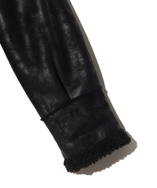 PIECEMAKER(ピースメーカー)の「CRACK LEATHER FLEECE MUSTANG (BLACK)(ダウンジャケット/コート・レディース・その他・FREE)」の7枚目の写真