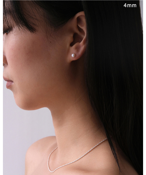 ANOTHERLAYER（アナザーレイヤー）の「Baby Pearl Earring - 4mm (silver925)（ピアス（両耳用）・レディース・その他・MEDIUM）」の2枚目の写真
