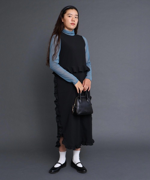 I am I in fact...（アイアムアイインファクト）の「SHELL FRILL peplum ドレス（ワンピース・レディース・ブラック・FREE）」の3枚目の写真