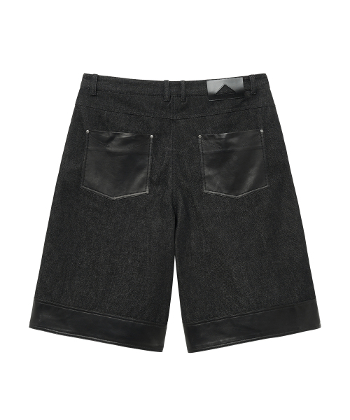 UNGIMMICK(アンジミック)の「LEATHER MIX DENIM BERMUDA SHORTS (BLACK)(その他パンツ・メンズ・その他・MEDIUM/LARGE)」の2枚目の写真