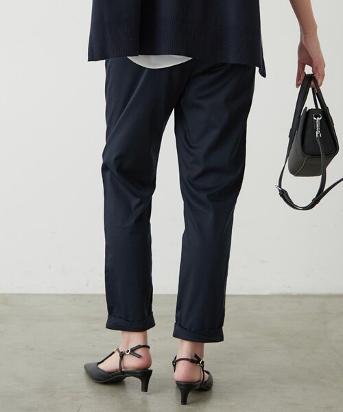 LOUNGEDRESS(ラウンジドレス)の「裾ねじりパンツ(その他パンツ・レディース・ベージュ/ネイビー/ブラック/ライトグレー・X-SMALL/MEDIUM/SMALL/LARGE)」の17枚目の写真