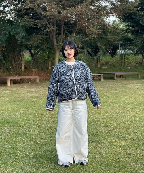 COMONINOZ（コモニノズ）の「W PADDED PRINTING JUMPER [IVORY]（ダウンジャケット/コート・レディース・アイボリー・FREE）」の3枚目の写真