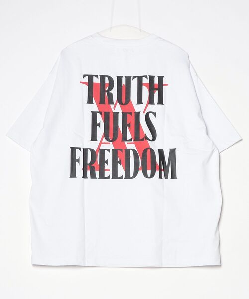 VANQUISH（ヴァンキッシュ）の「VANQUISH / ヴァンキッシュ Truth Fuels Freedom 半袖Tシャツ（Tシャツ/カットソー・メンズ・ホワイト/ブラック・M/L）」の3枚目の写真
