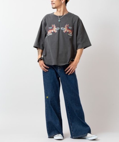 チャイハネ（チャイハネ）の「【チャイハネ】ラオリャンMEN'S刺繍Tシャツ（Tシャツ/カットソー・メンズ・ブラック/パープル/ホワイト・FREE）」の4枚目の写真