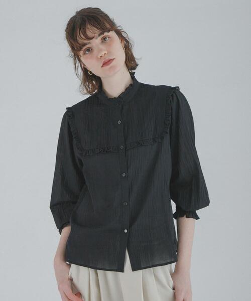 URBAN RESEARCH Sonny Label(アーバンリサーチサニーレーベル)の「『WEB限定』スタンドカラーピンタックフリルシャツ(シャツ/ブラウス・レディース・オフホワイト/ブラック・FREE)」の17枚目の写真