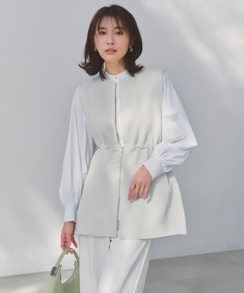 UNFILO（アンフィーロ）の「【セレモニー】BEAUTY FORM KNIT ZIPジレ（ベスト・レディース・ネイビー系/ブラック系/ベージュ系・SMALL/LARGE/MEDIUM）」の18枚目の写真