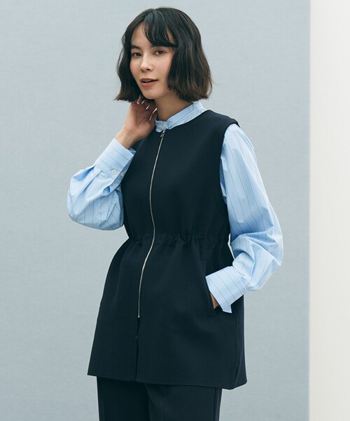 UNFILO（アンフィーロ）の「【セレモニー】BEAUTY FORM KNIT ZIPジレ（ベスト・レディース・ネイビー系/ブラック系/ベージュ系・SMALL/LARGE/MEDIUM）」の20枚目の写真