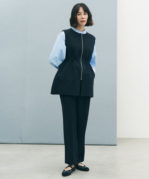 UNFILO（アンフィーロ）の「【セレモニー】BEAUTY FORM KNIT ZIPジレ（ベスト・レディース・ネイビー系/ブラック系/ベージュ系・SMALL/LARGE/MEDIUM）」の21枚目の写真
