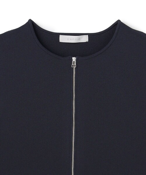 UNFILO（アンフィーロ）の「【セレモニー】BEAUTY FORM KNIT ZIPジレ（ベスト・レディース・ネイビー系/ブラック系/ベージュ系・SMALL/LARGE/MEDIUM）」の16枚目の写真