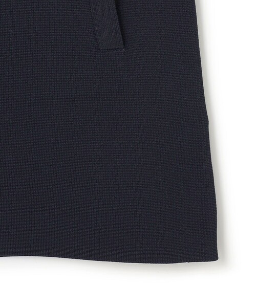 UNFILO（アンフィーロ）の「【セレモニー】BEAUTY FORM KNIT ZIPジレ（ベスト・レディース・ネイビー系/ブラック系/ベージュ系・SMALL/LARGE/MEDIUM）」の7枚目の写真