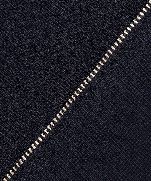 UNFILO（アンフィーロ）の「【セレモニー】BEAUTY FORM KNIT ZIPジレ（ベスト・レディース・ネイビー系/ブラック系/ベージュ系・SMALL/LARGE/MEDIUM）」の11枚目の写真